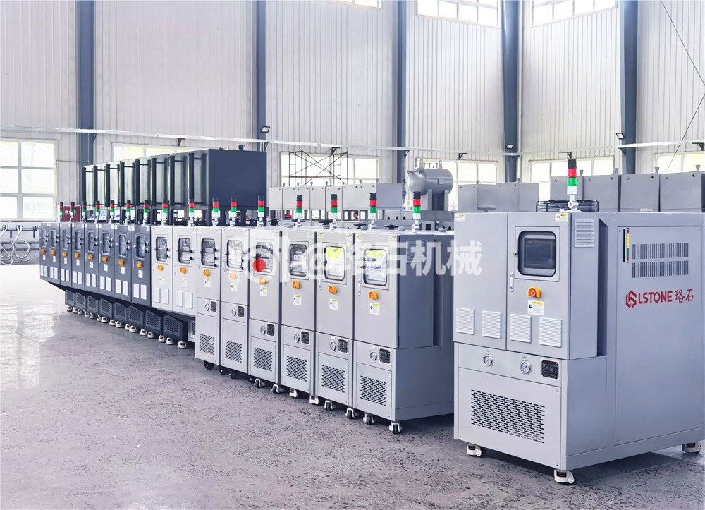 油式模溫機發貨（重慶）_副本