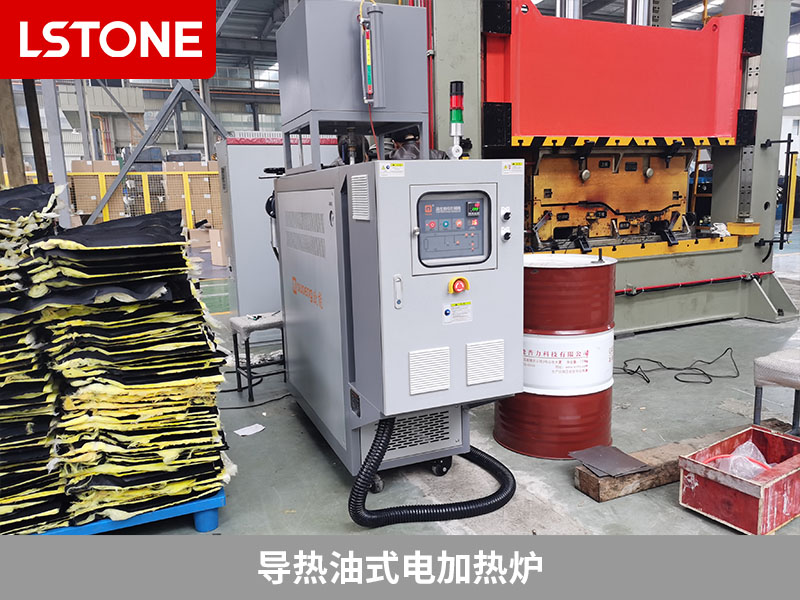 導(dǎo)熱油式電加熱爐2