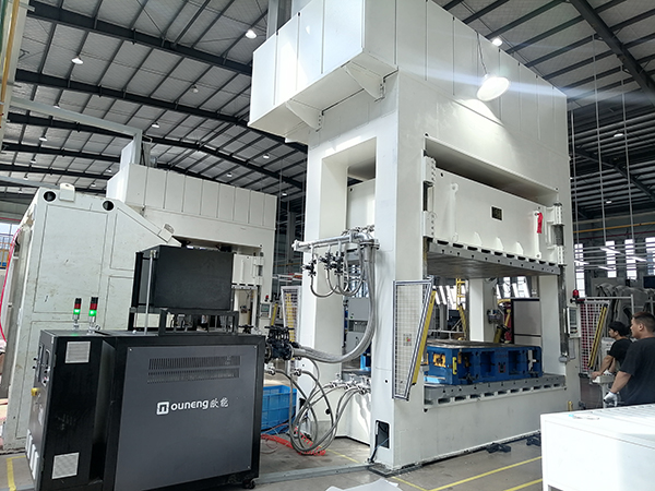 熱壓機定制油溫機 熱壓機定制油溫機